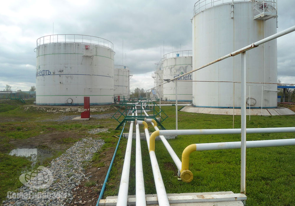 Наземные вертикальные резервуары типа РВС для нефтепродуктов
