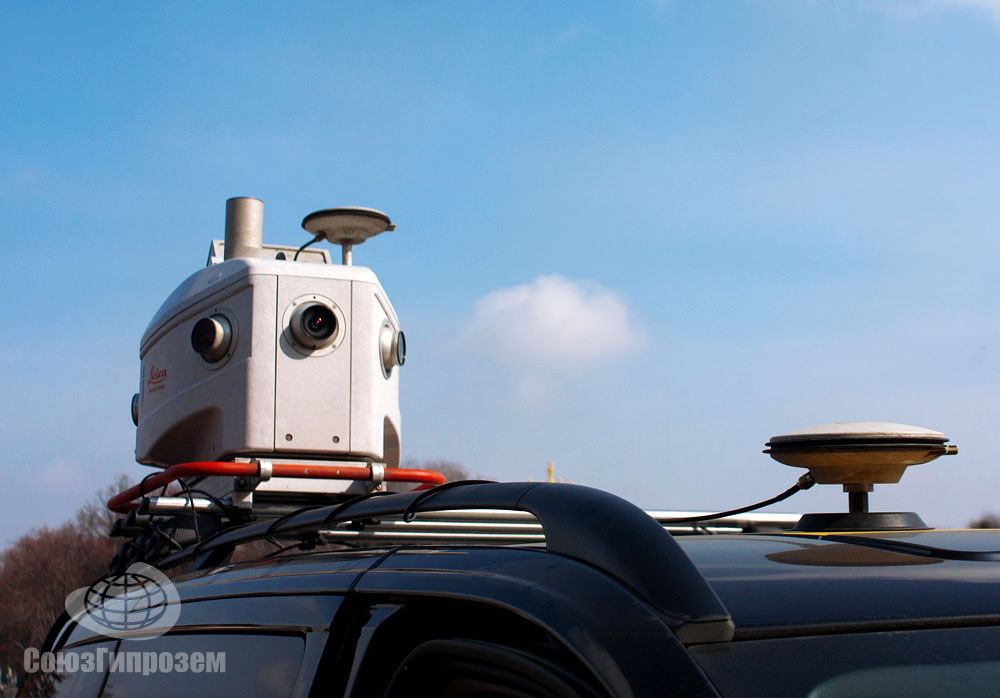 Мобильный лазерный сканер Leica Pegasus: Two на крыше автомобиля